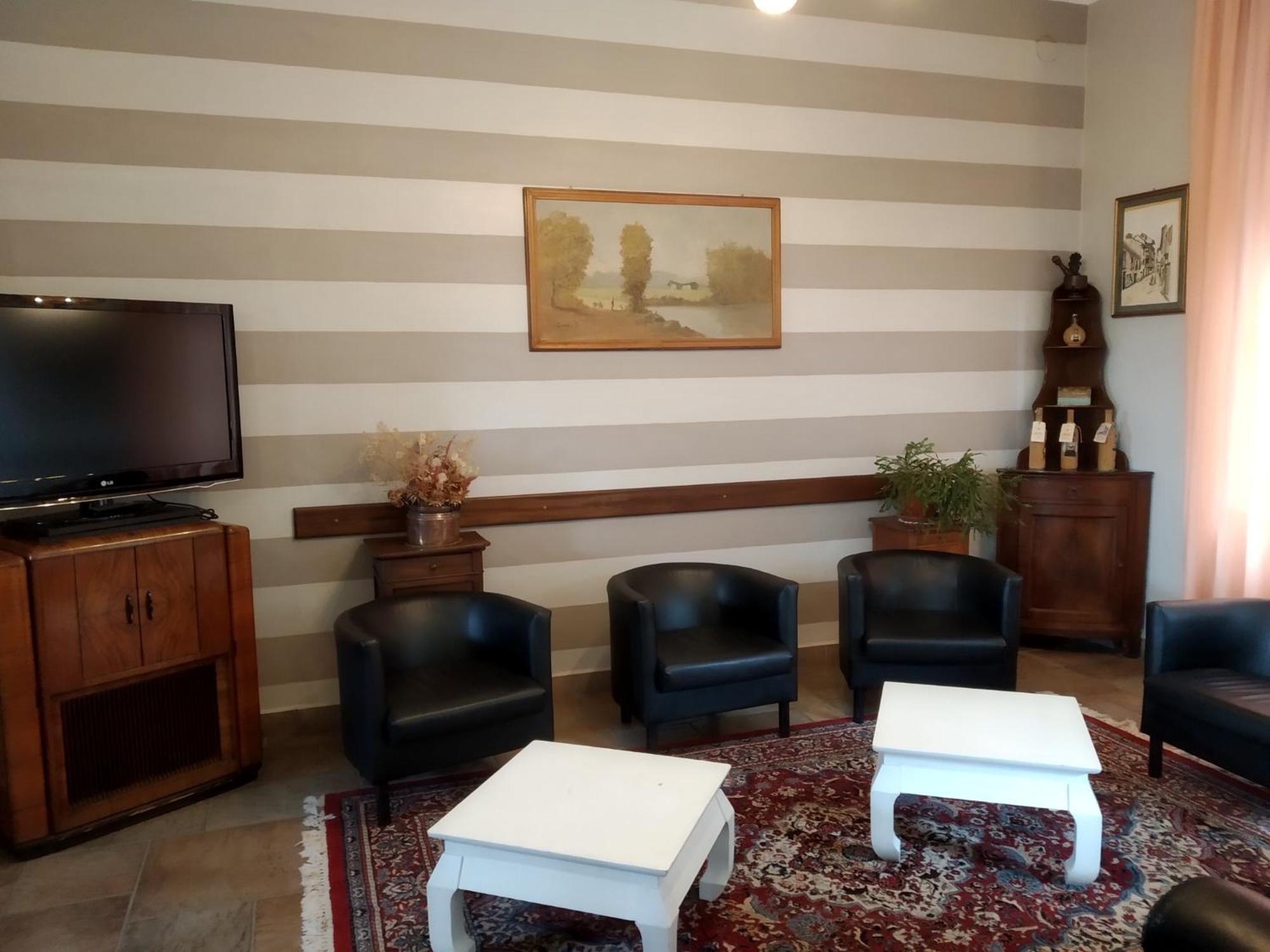 Albergo Ristorante Monterosa Ameno エクステリア 写真
