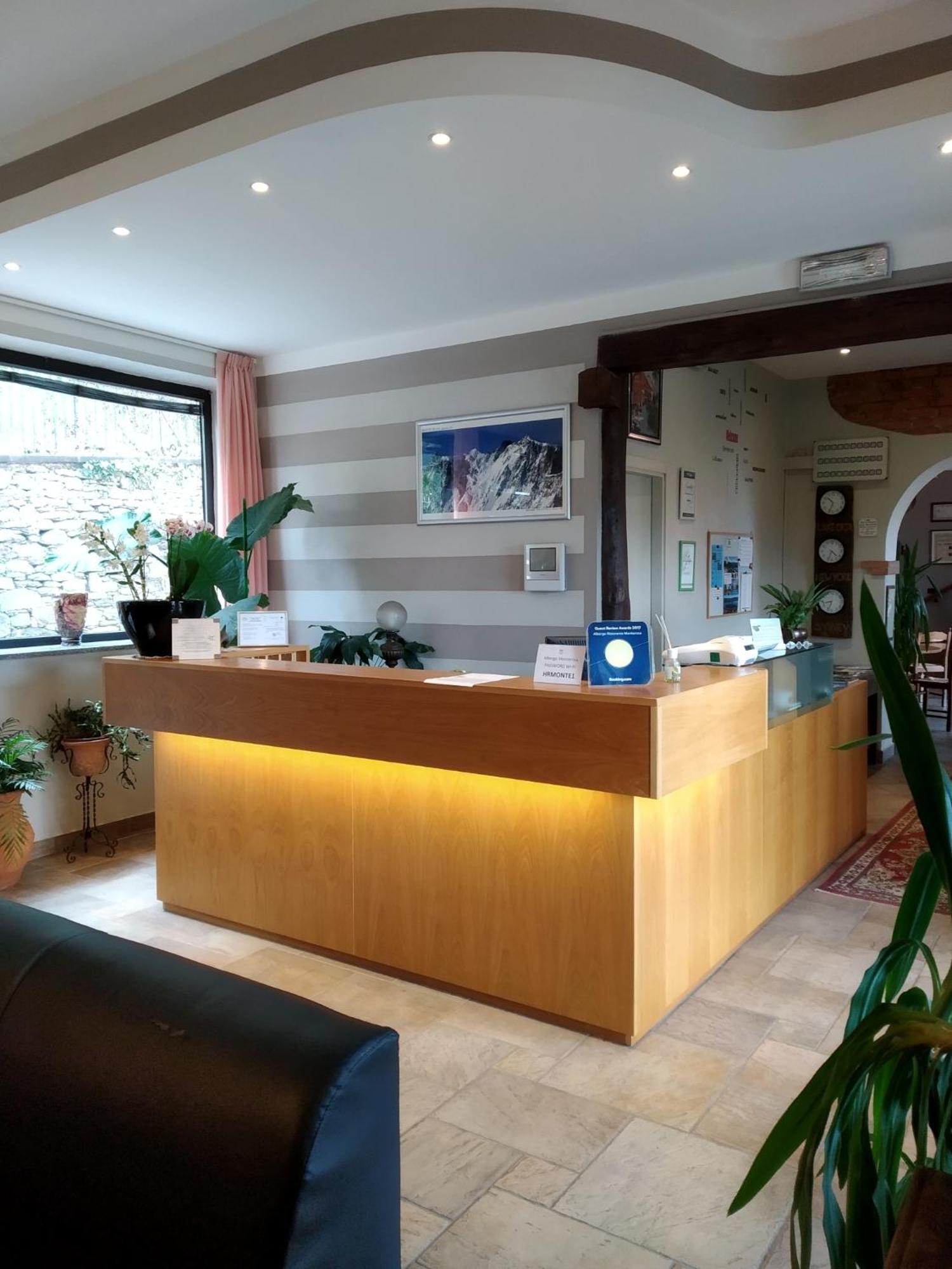 Albergo Ristorante Monterosa Ameno エクステリア 写真