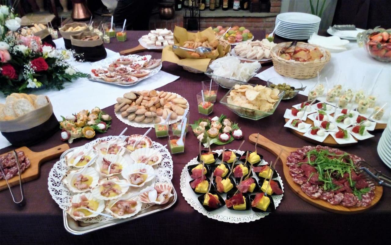 Albergo Ristorante Monterosa Ameno エクステリア 写真